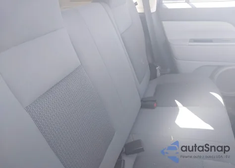 2007 Jeep Compass Sport z USA, uszkodzony, nr VIN 1J8FF47WX7D180657